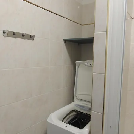 Agreable T2 1 A 4 Mn Clim Parking Wifi *